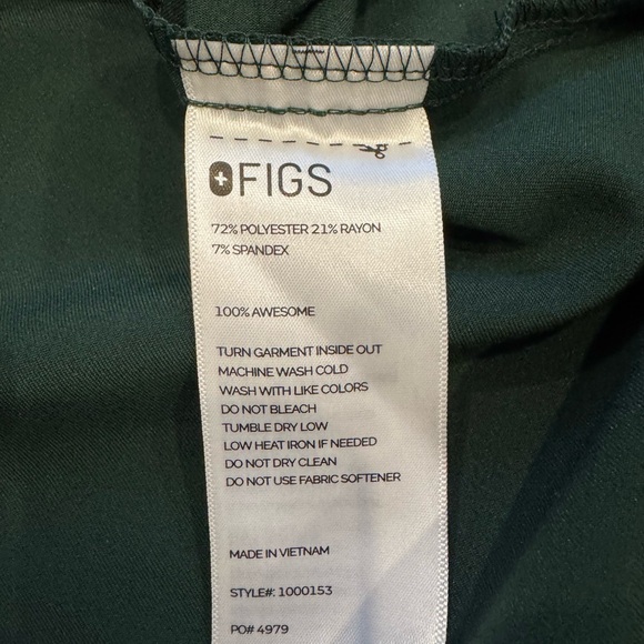 Figs Women's Short Sleeve Forest Green Top - Picture 5 of 9